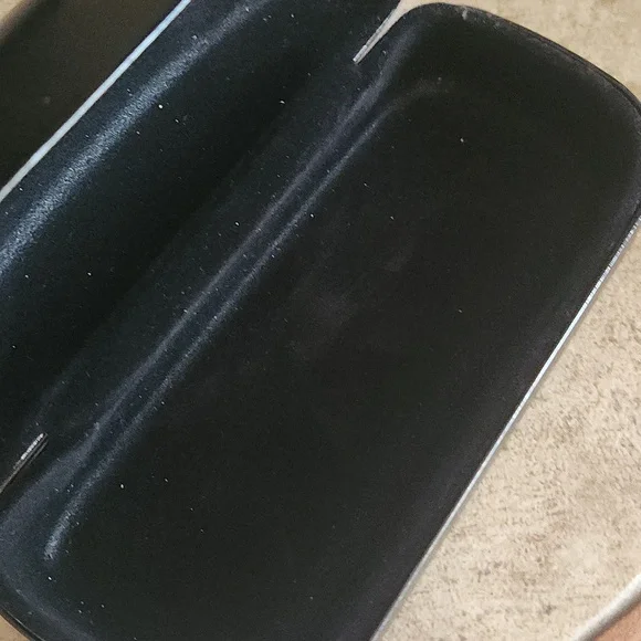 Coach Hard Black Eyeglass Case - Picture 5 of 7